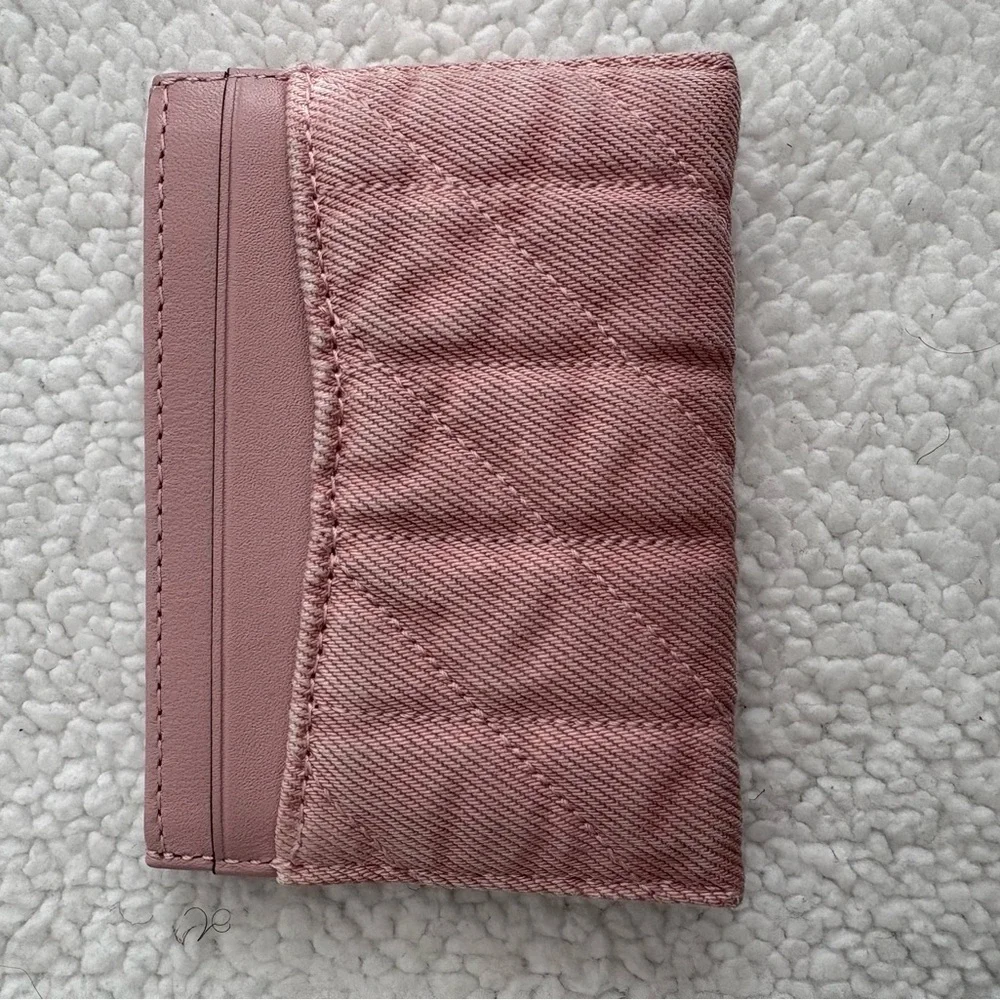 Coach Quilted Pink Card Holder - Picture 3 of 3